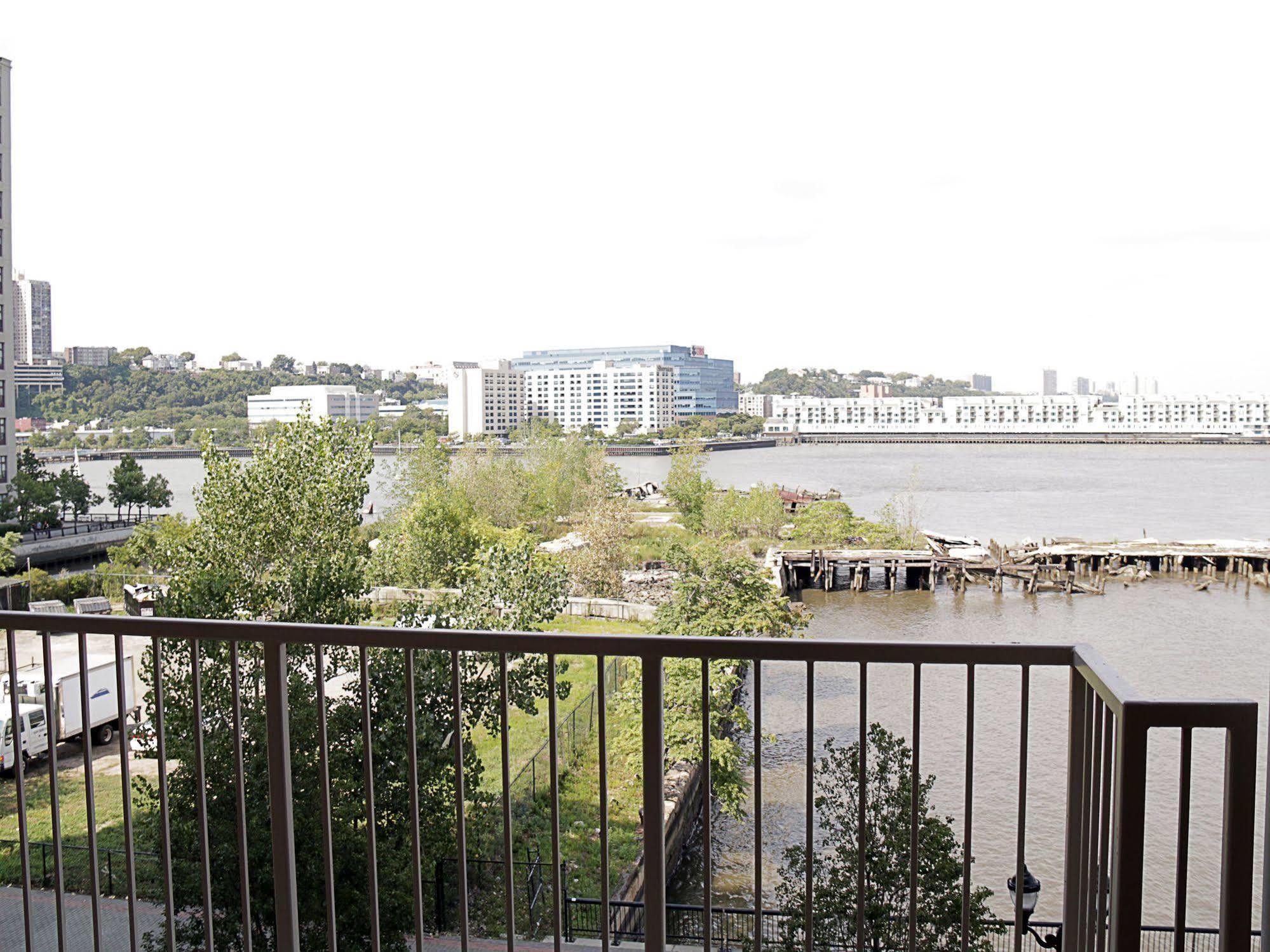 Travel City Apartments At Hoboken Waterfront Esterno foto